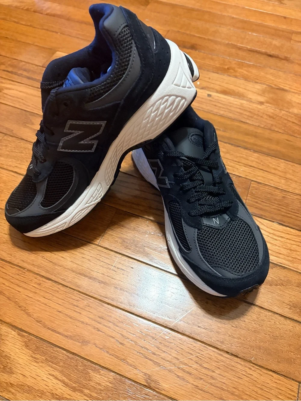 New Balance 2002 Kids Black and Gray Mesh Sneakers
